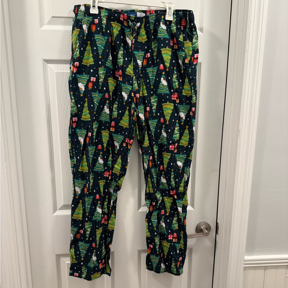 Old Navy Festive Christmas Tree Pull On 100% cotton Pajama Pants